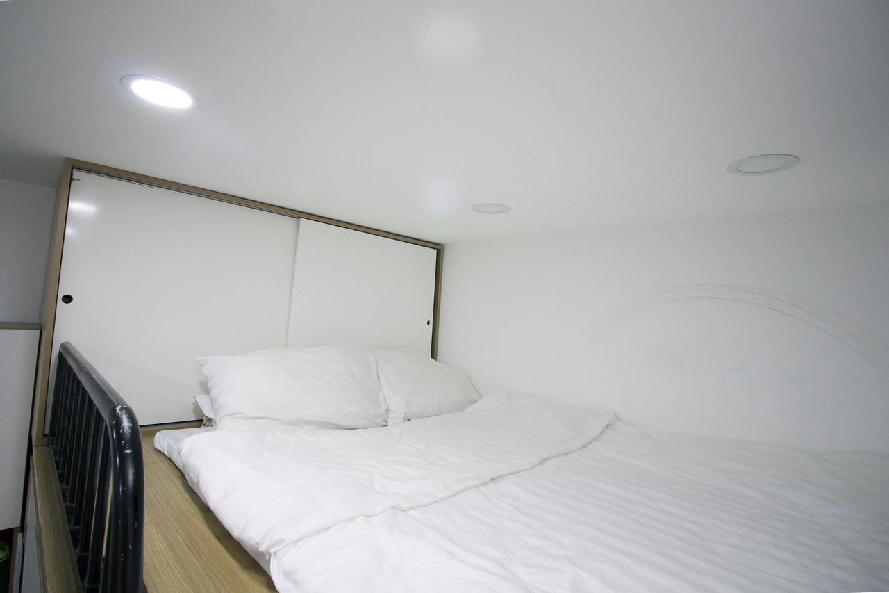 Saigon Corner House Apartment Ho Chi Minh City Exterior photo
